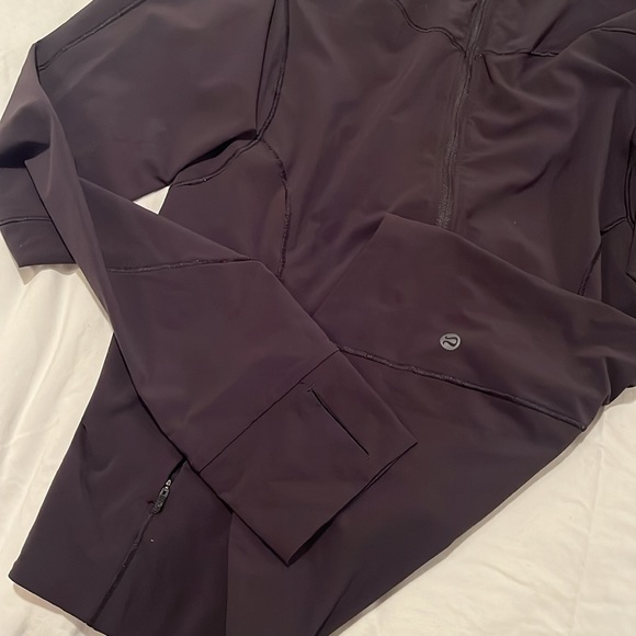 LULULEMON Mist Over Windbreaker - Picture 3 of 4